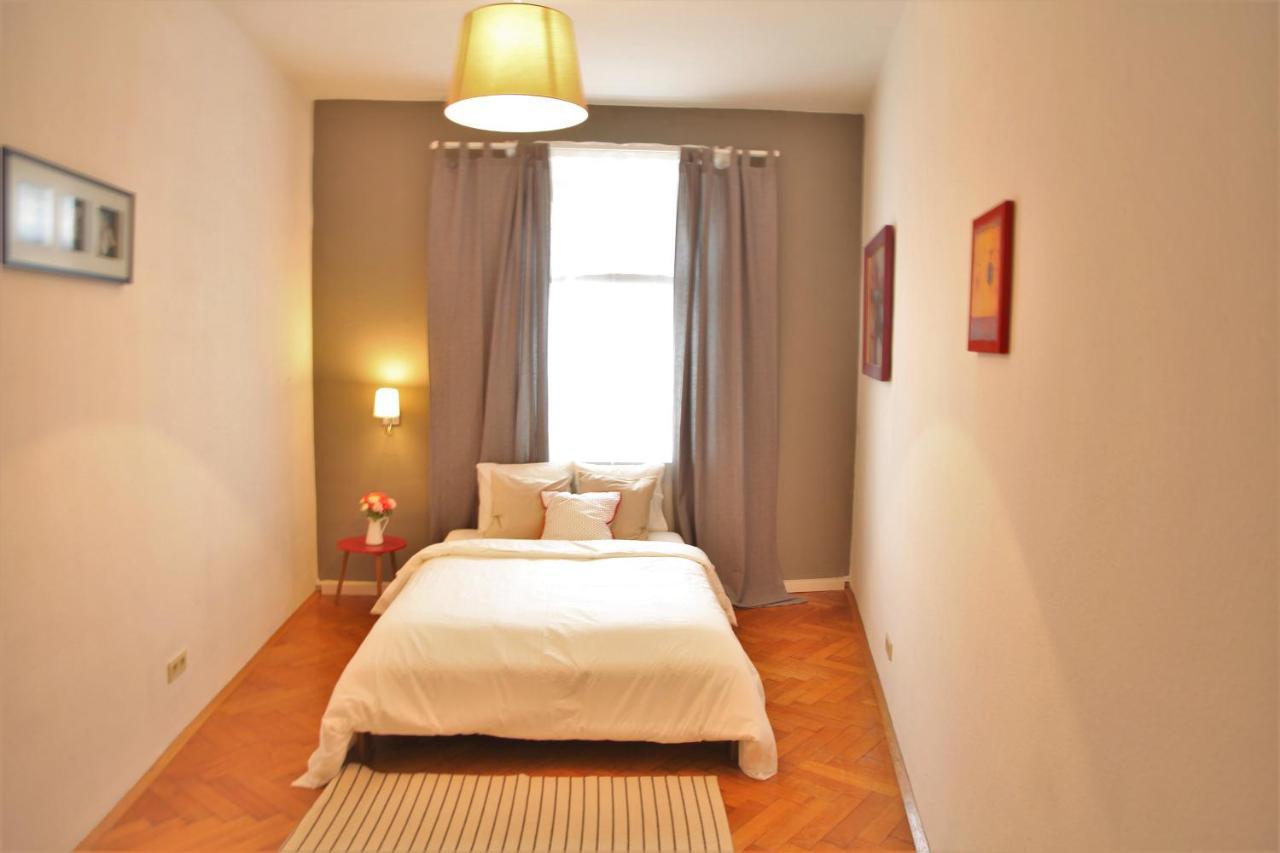Spacious Apartment In The Heart Of Инсбрук Экстерьер фото